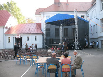 lic2009_02.jpg
